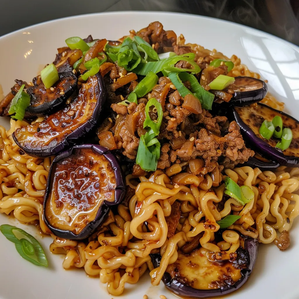 Pâtes boeuf champignons arachides