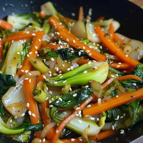 Wok de chou Pak Choi et carottes au sésame blanc
